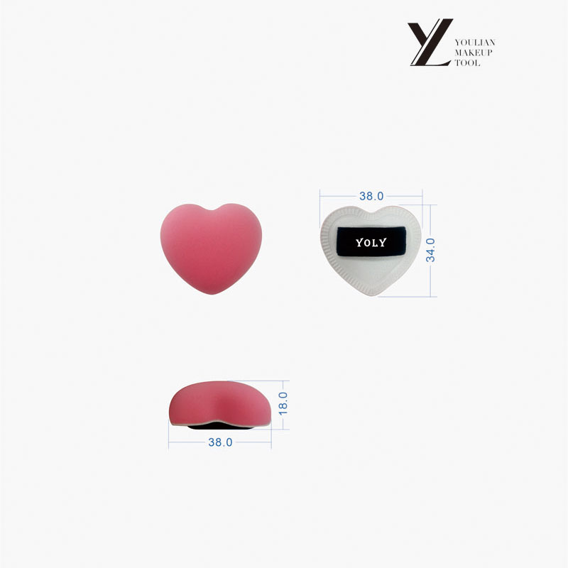 Mi a különbség a sminkpúder és a sminkszivacs között?